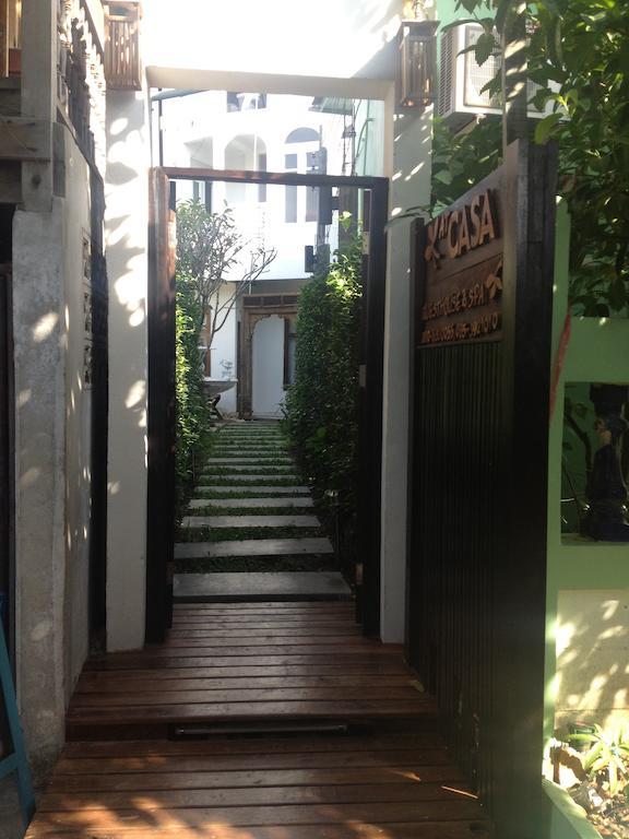 At Casa Guesthouse אמפווה מראה חיצוני תמונה